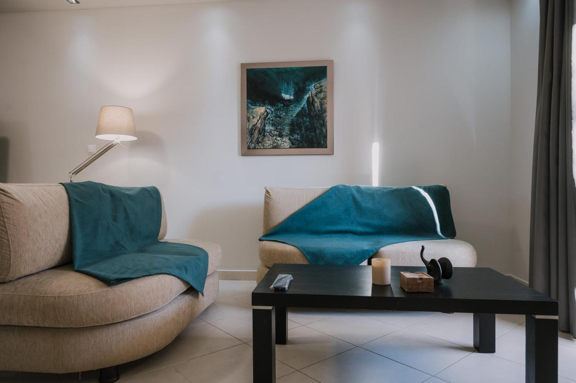 Hb Modern Apartments تولو المظهر الخارجي الصورة